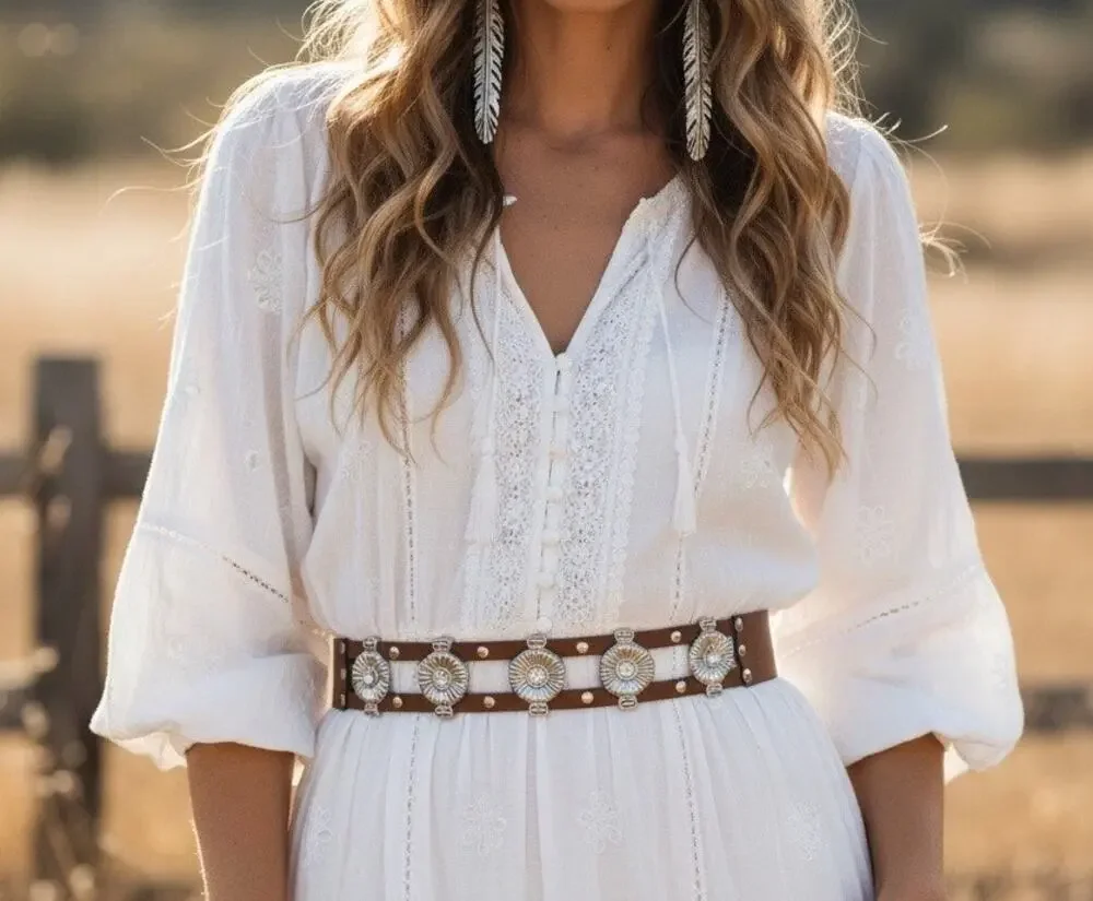 NWT Punto Fibbia Italian Leather Concho Belt